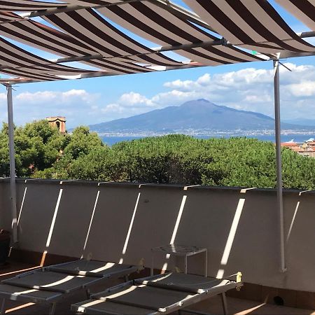 Casa Bice Amazing View Of Vesuvius Leilighet Sorrento Eksteriør bilde