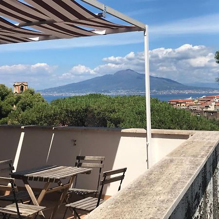 Casa Bice Amazing View Of Vesuvius Leilighet Sorrento Eksteriør bilde