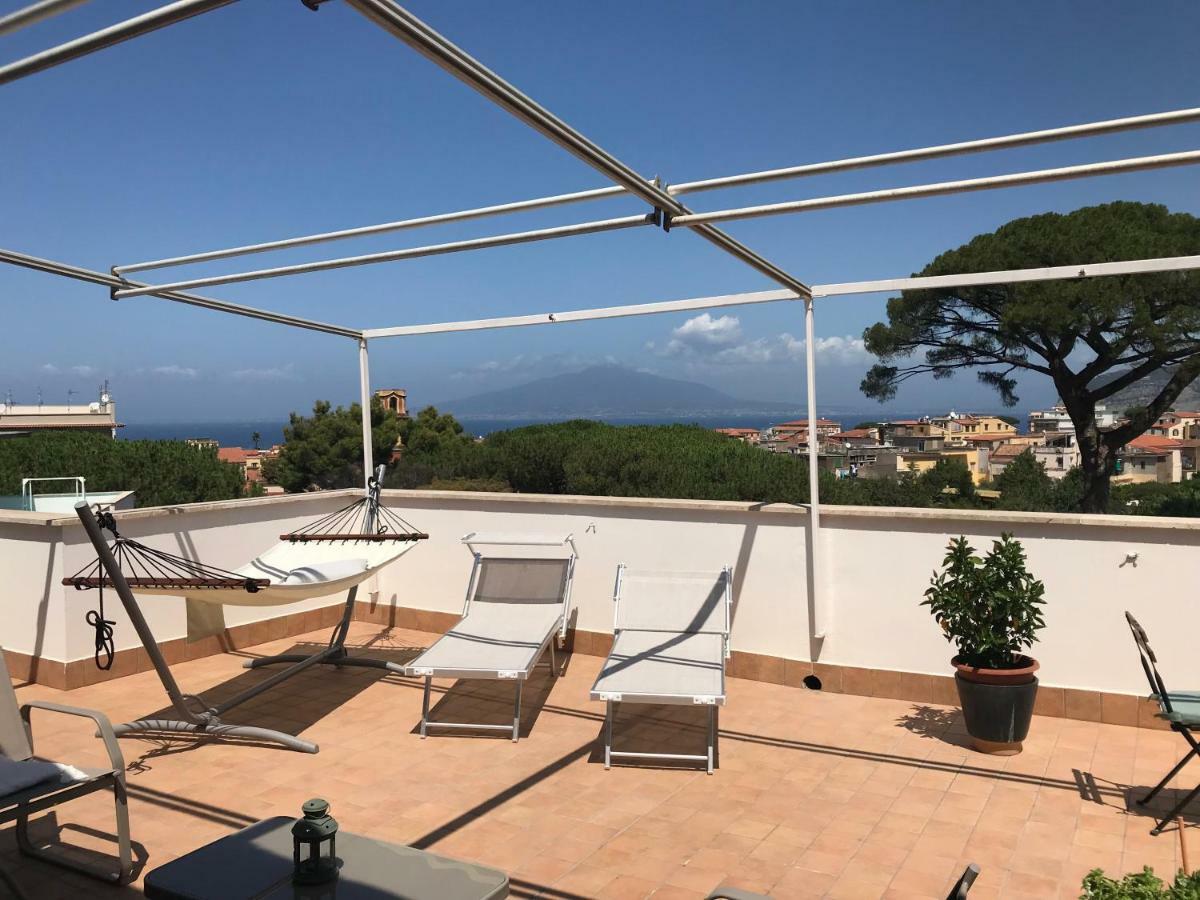 Casa Bice Amazing View Of Vesuvius Leilighet Sorrento Eksteriør bilde